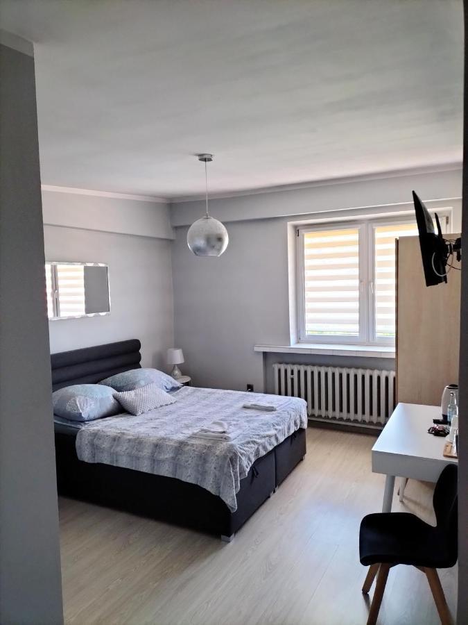 Restauracja Pod Jablonia Hotel Lacko Eksteriør billede